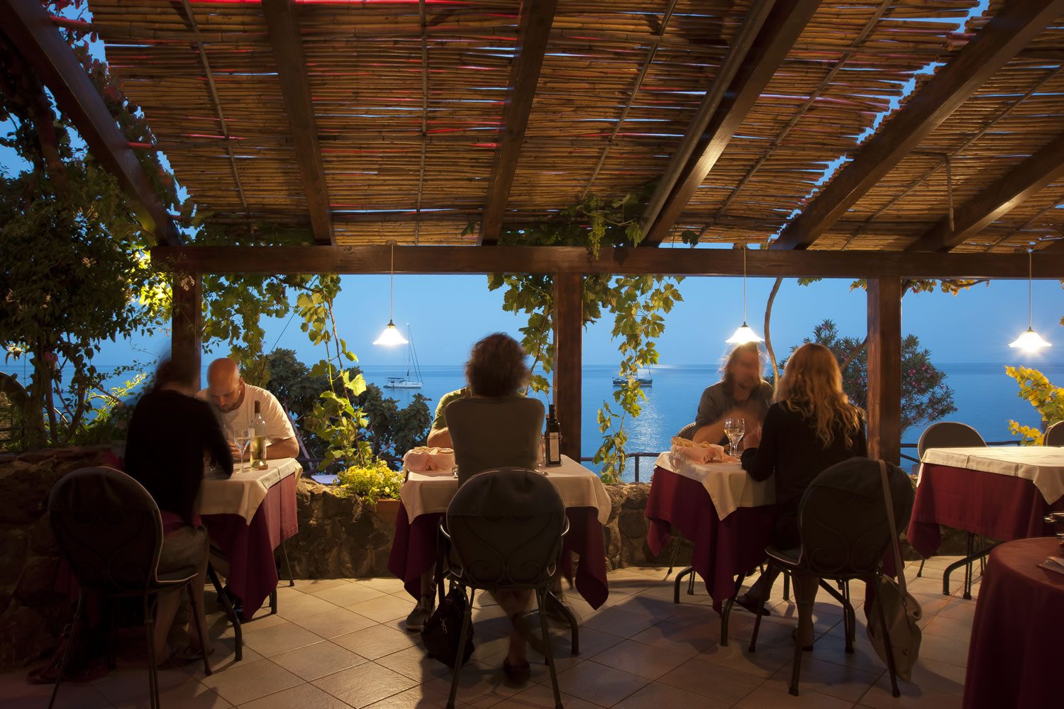 costa Dorada Hotel Sardynia widoak na morze Włochy restauracja