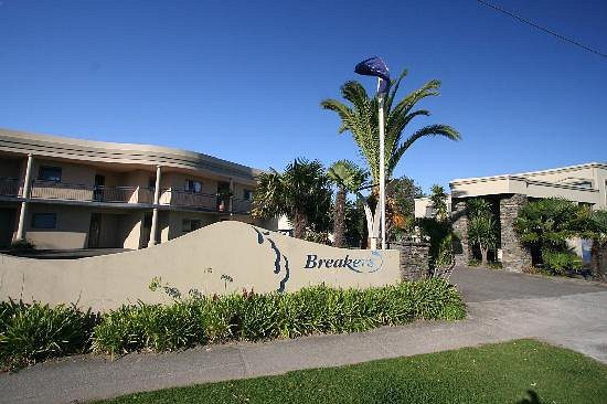 Breakers Motel Coromandel Australia front