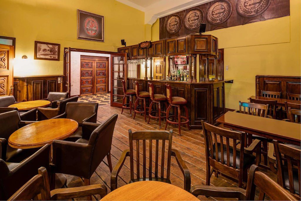 Hotele-Panamerican-Gwatemala-City-bar