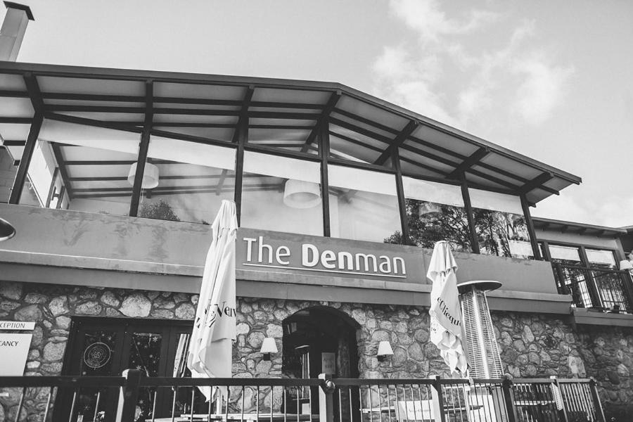 The Denman Hotel Thredbo Australia z zewnątrz