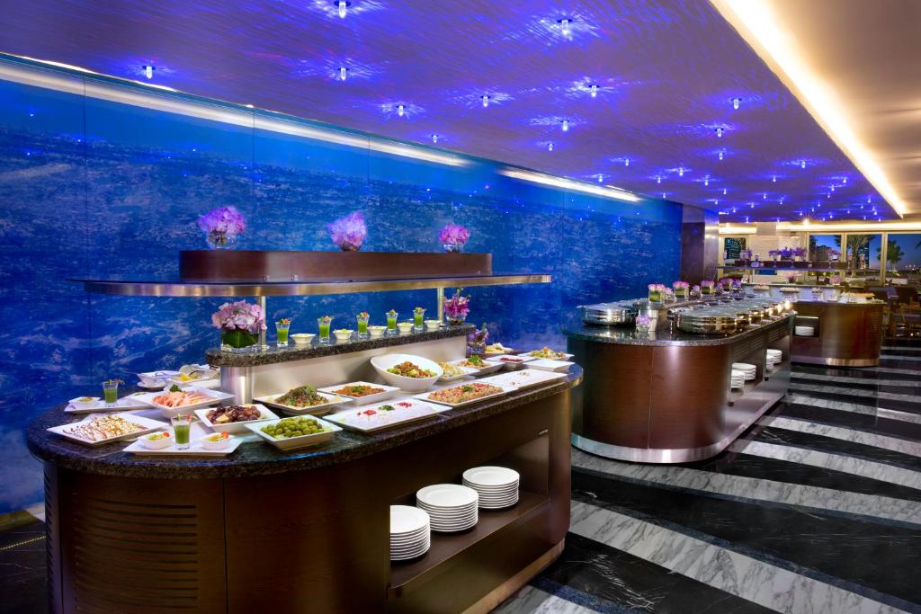 Atana Hotel Dubaj nhjkl